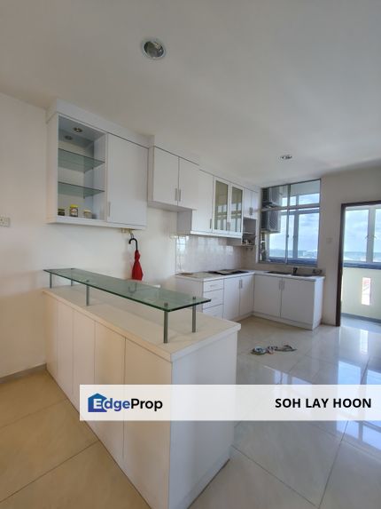 City tower condominiun Muar for rent, Johor, Muar