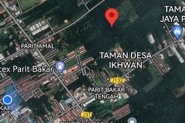 Parit bakar agriculture land for sale 