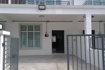 Double storey terrace house for rent - Jasin, Melaka