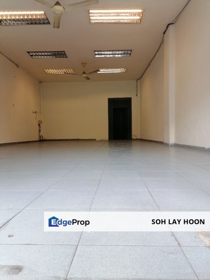 Shop for sale, jln salleh, muar, Johor, Muar