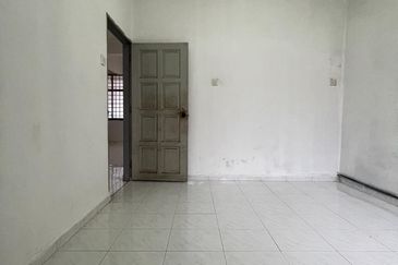 Parit Jawa, Muar 2 storey house for sale