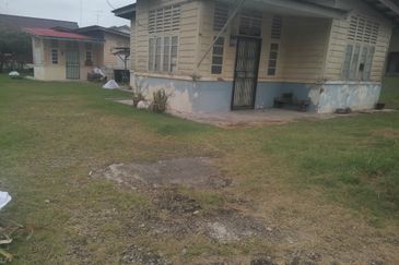 Bungalow for rent Muar