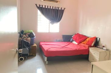 Jalan Setia Impian U13/7