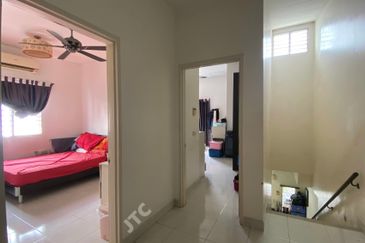 Jalan Setia Impian U13/7