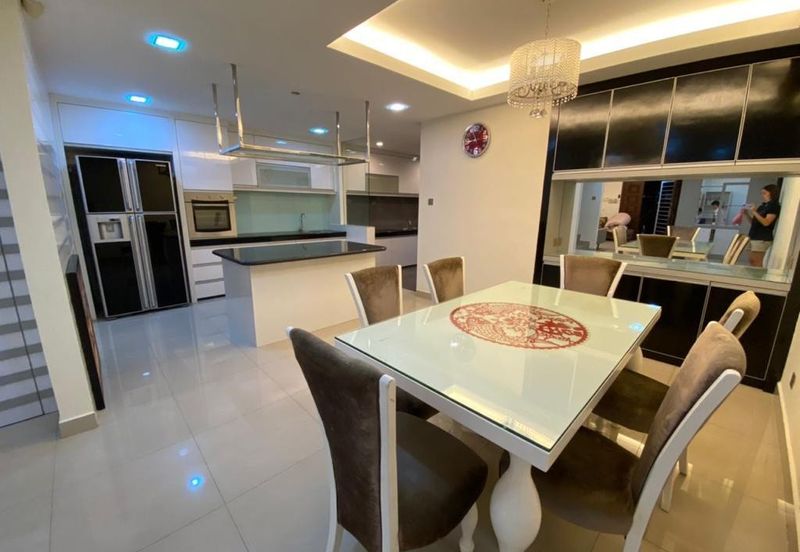 Jalan Setia Impian U13/8F