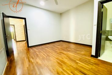 Jalan Setia Duta U13/21