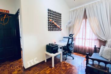 Jalan Setia Impian U13/5P