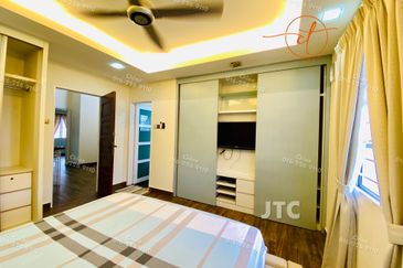 Jalan Setia Impian U13/8A