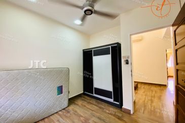 Jalan Setia Impian U13/8A