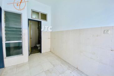 Jalan Setia Impian U13/7