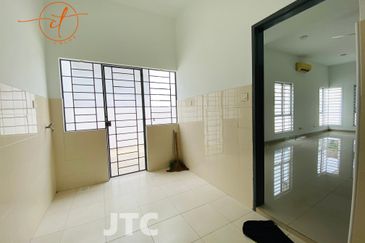 Jalan Setia Impian U13/7