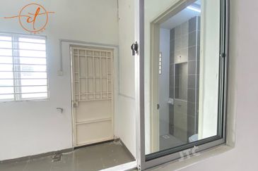 Jalan Setia Indah U13/10A