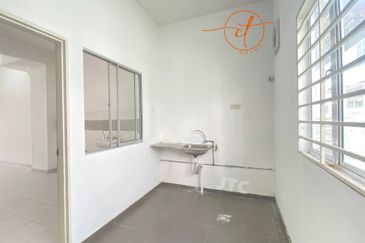 Jalan Setia Indah U13/10A