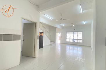 Jalan Setia Indah U13/10A