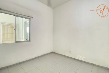 Jalan Setia Indah U13/10A