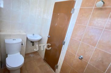 Jalan Setia Indah U13/11G