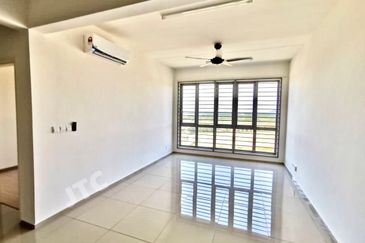 Adria Residence @ Gravit8