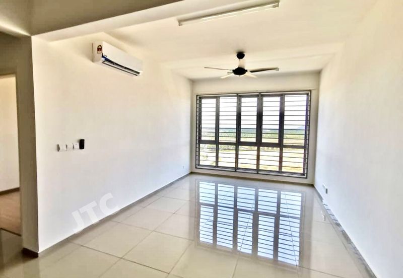 Adria Residence @ Gravit8