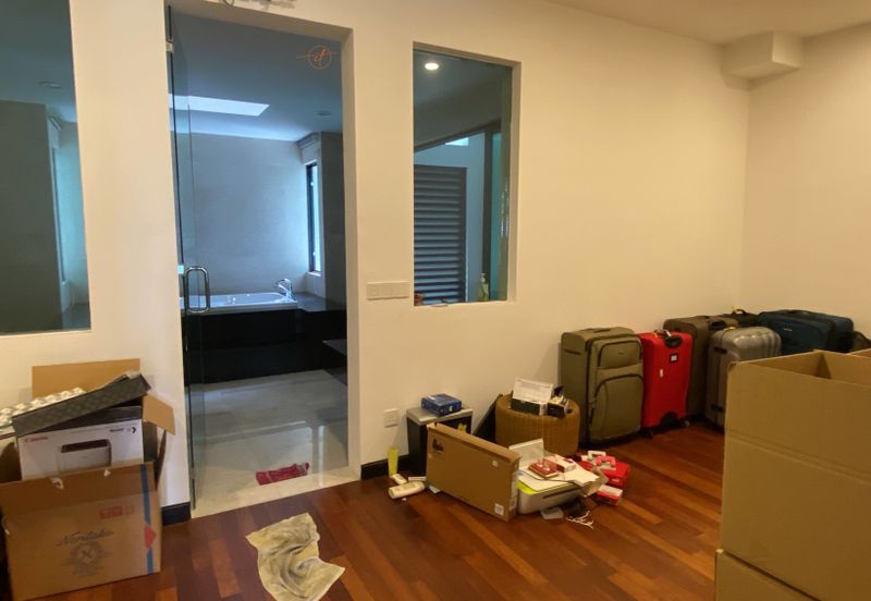 Duta Villa, Setia Alam