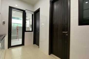 Duta Villa, Setia Alam