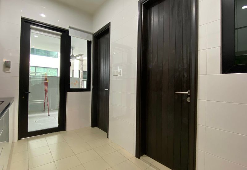 Duta Villa, Setia Alam