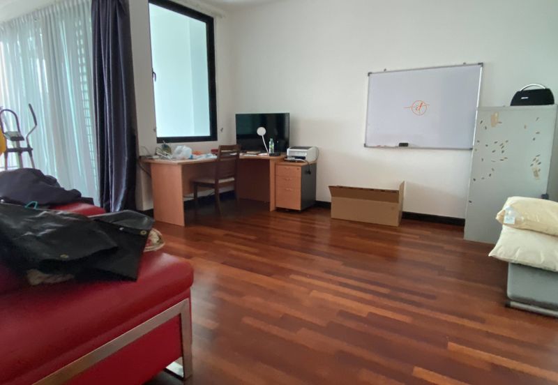 Duta Villa, Setia Alam