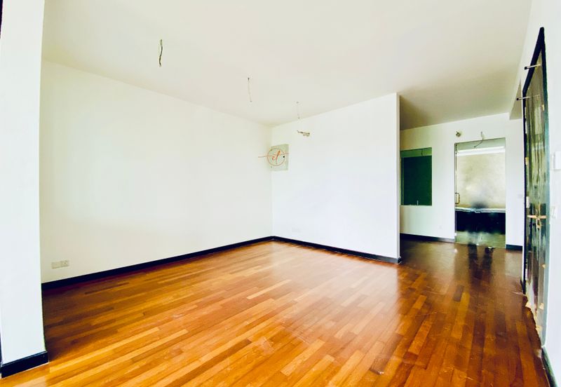 Duta Villa, Setia Alam