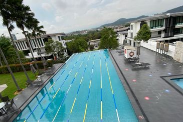 Duta Villa, Setia Alam