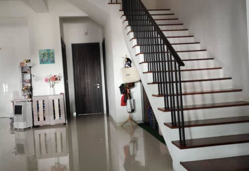 Duta Villa, Setia Alam