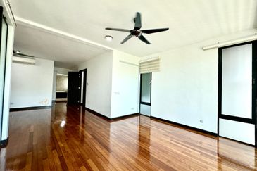 Duta Villa, Setia Alam