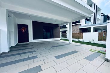 Setia Alam Setia Utama 1