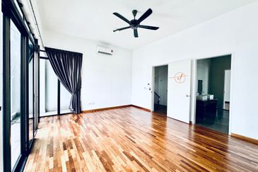 Setia Alam Setia Utama 1