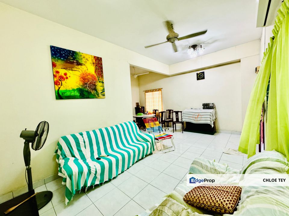 Puchong Prima 3 Next to LRT, Selangor, Puchong