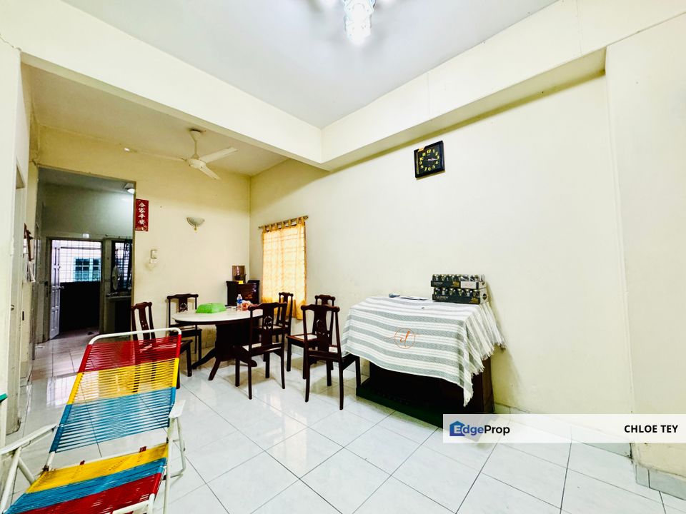 Puchong Prima 3 Next to LRT, Selangor, Puchong