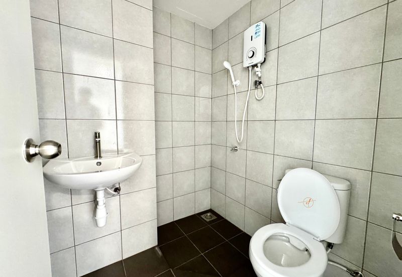 Hana Residence 3r2b2c for Sale