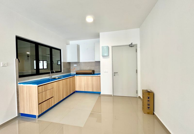 Hana Residence 3r2b2c for Sale