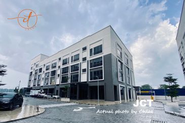 EduSentral at Setia Alam Shop lot for Rent