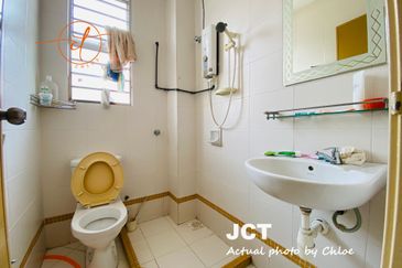 Jalan Kemuning Bayu 33/32 