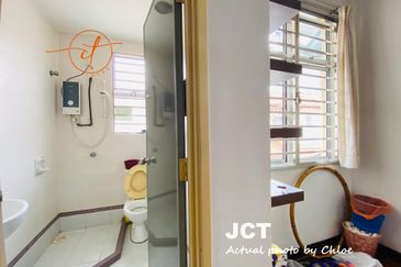 Jalan Kemuning Bayu 33/32 