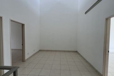 Jalan Setia Indah U13/9G