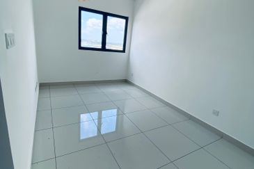 Yale Suite @ Edu Sentral