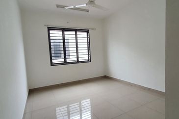 Jalan Setia Perdana U13/25