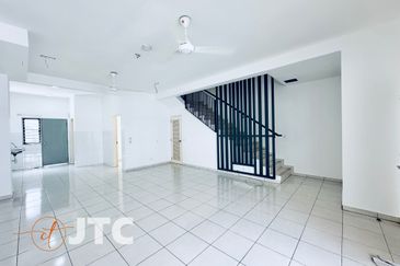 Jalan Setia Permai U13/42F