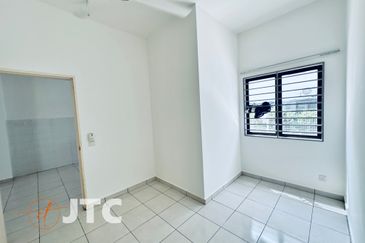 Jalan Setia Permai U13/42F