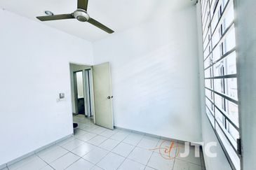 Jalan Setia Indah U13/10A