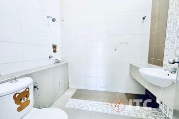 Jalan Setia Indah U13/10A