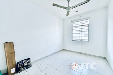 Jalan Setia Indah U13/10A