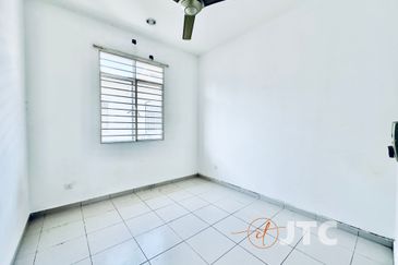 Jalan Setia Indah U13/10A