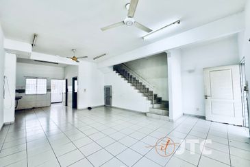 Jalan Setia Indah U13/10A