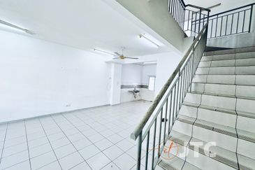 Jalan Setia Indah U13/10A